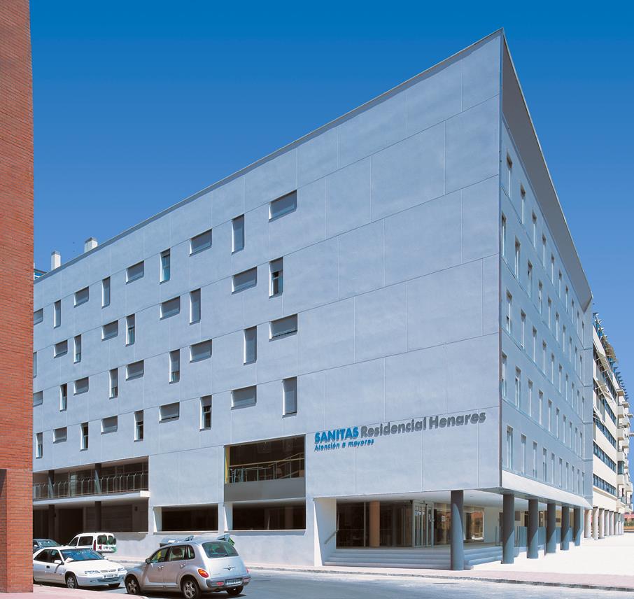 Residencia Sanitas Alcalá de Henares Arquitectura sanitaria Otxotorena arquitectos 01